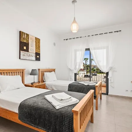 Coastal Charm Apartamento