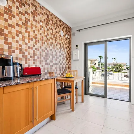 Coastal Charm Apartamento