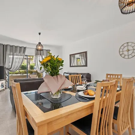 Apartment Coastal Charm Lagos